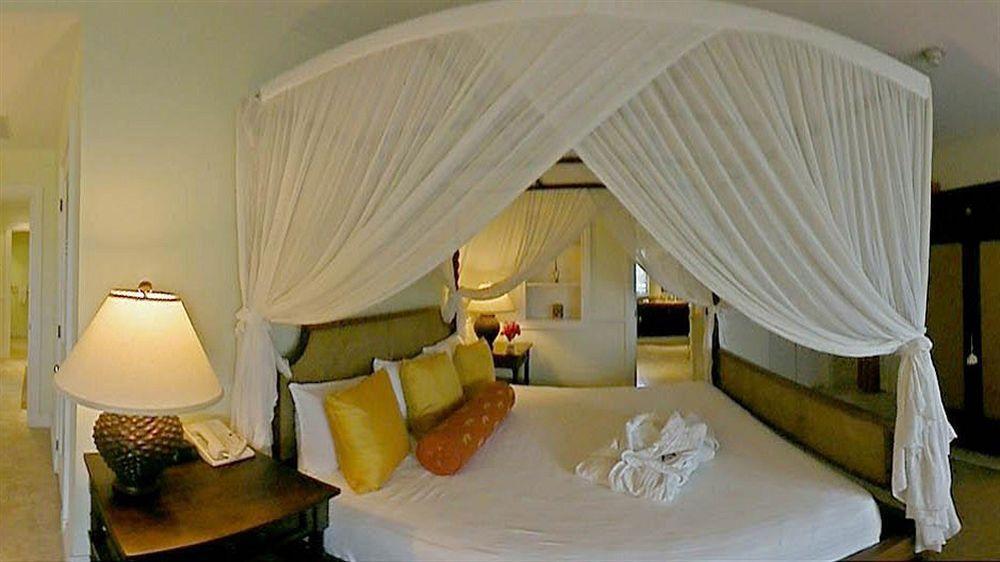 Point Grace Hotel Grace Bay Eksteriør billede