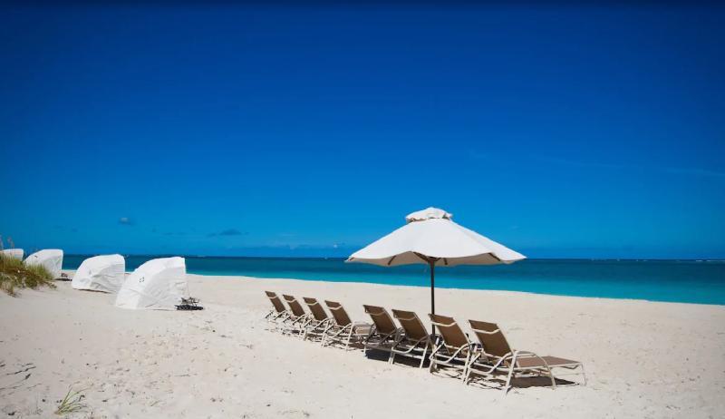 Point Grace Hotel Grace Bay Eksteriør billede